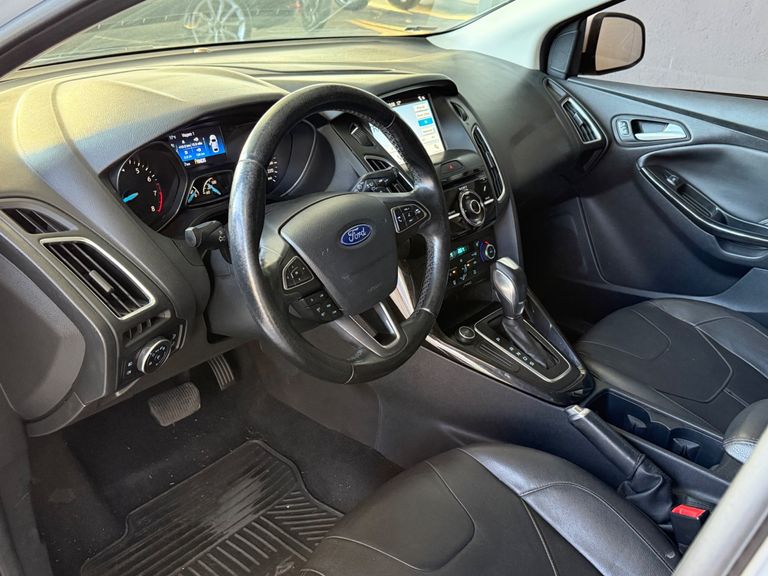 Ford Focus TITA/TITA Plus 2.0  Flex 5p Aut.
