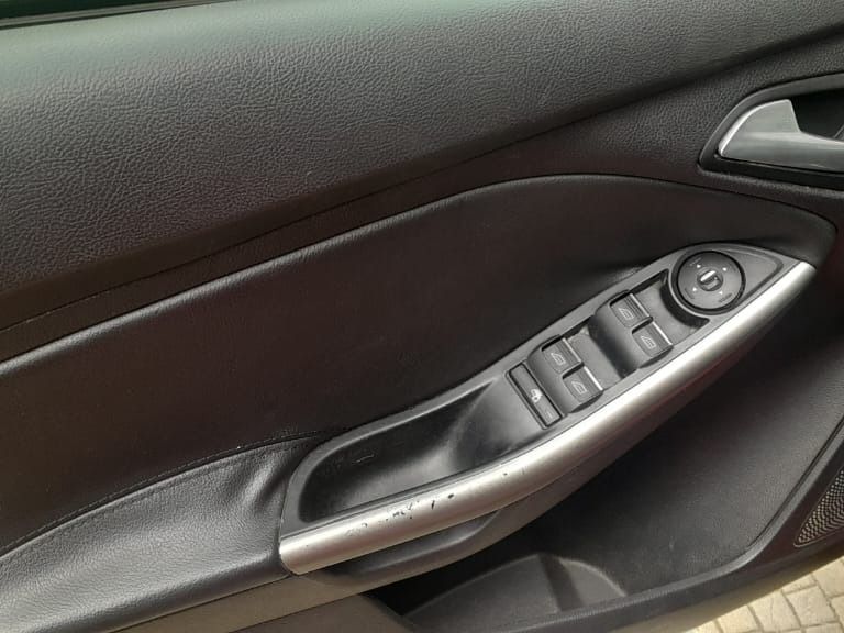 Ford Focus 2.0 16V/SE/SE Plus Flex 5p Aut.