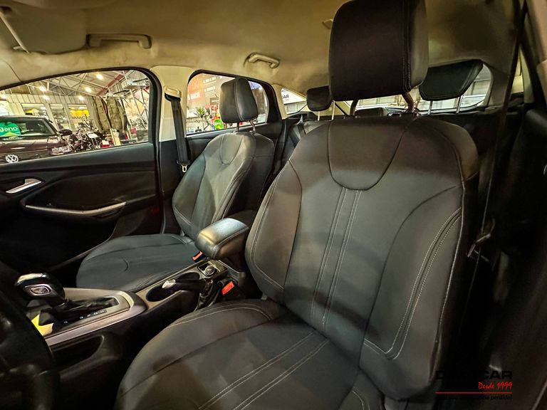 Ford Focus 2.0 16V/SE/SE Plus Flex 5p Aut.
