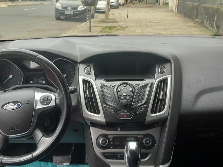 Ford Focus 2.0 16V/SE/SE Plus Flex 5p Aut.