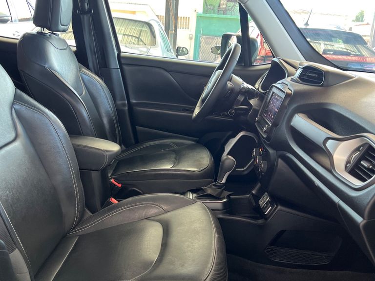 Jeep Renegade Sport 1.8 4x2 Flex 16V Aut.