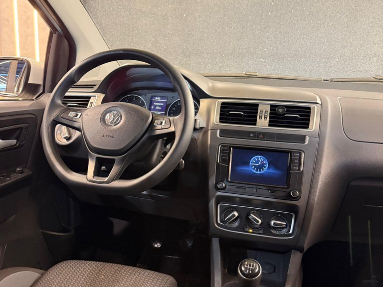 VolksWagen Fox Connect 1.6 Flex 8V 5p