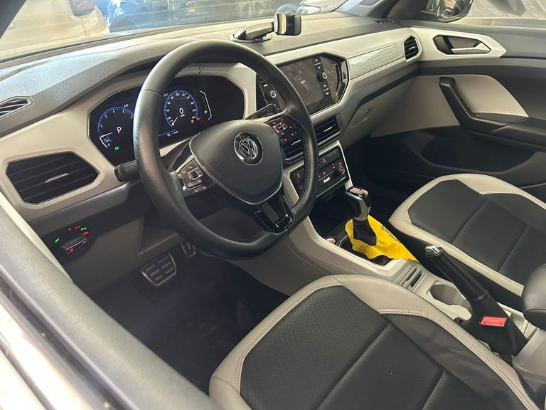 VolksWagen T-Cross Hig. 250 TSI 1.4 Flex 16V 5p Aut