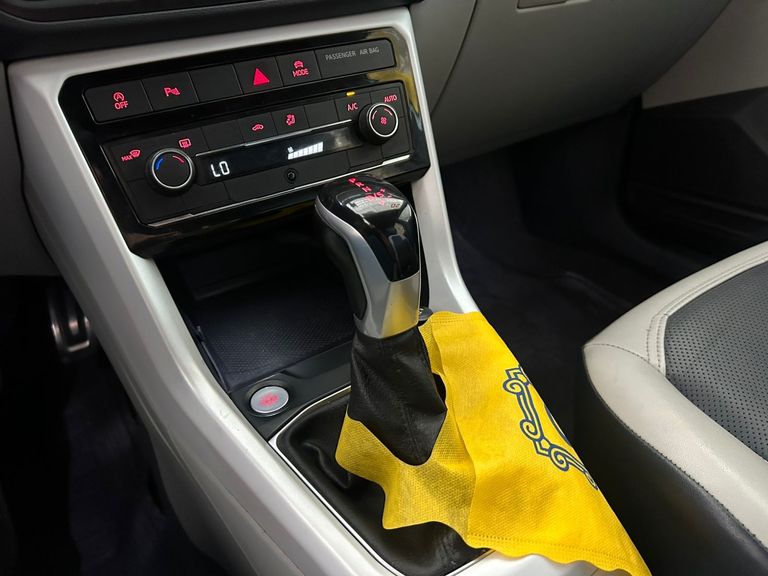 VolksWagen T-Cross Hig. 250 TSI 1.4 Flex 16V 5p Aut