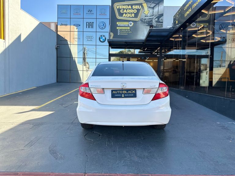 Honda Civic Sedan LXS 1.8/1.8 Flex 16V Aut. 4p