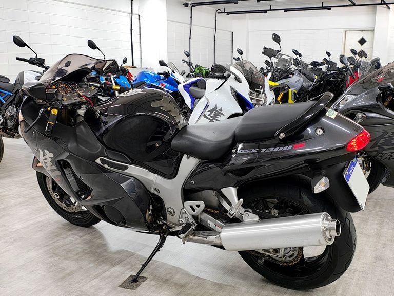 SUZUKI GSX 1300-R HAYABUSA
