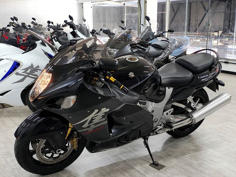 SUZUKI GSX 1300-R HAYABUSA
