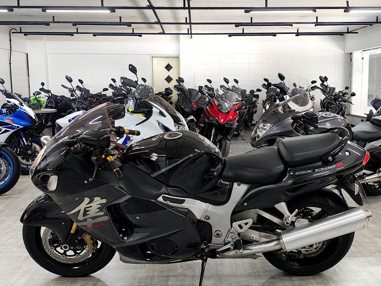 SUZUKI GSX 1300-R HAYABUSA