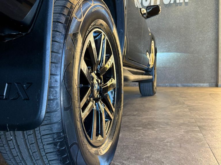 Toyota Hilux CD SRV 4x2 2.7 Flex 16V Aut.