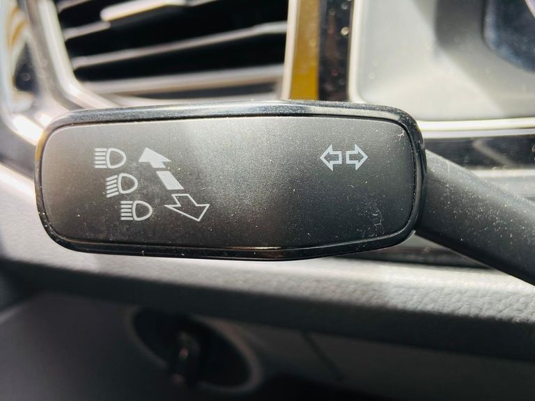 VolksWagen Polo Track 1.0 Flex 12V 5p