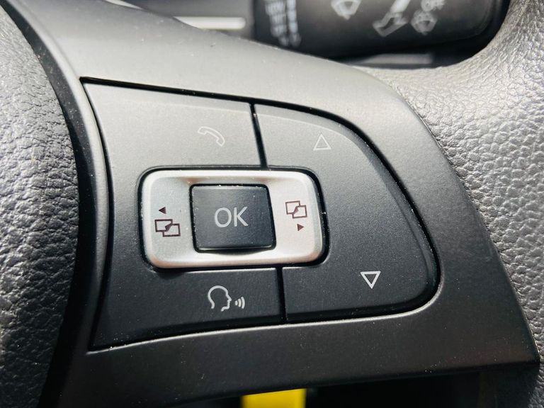 VolksWagen Polo Track 1.0 Flex 12V 5p