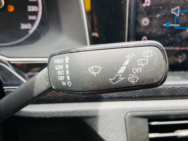 VolksWagen Polo Track 1.0 Flex 12V 5p