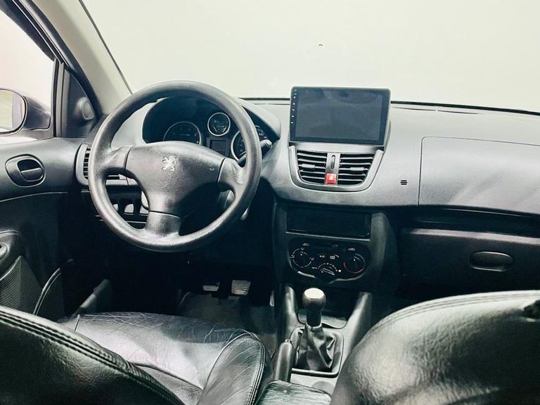 Peugeot 207 XR 1.4 Flex 8V 5p