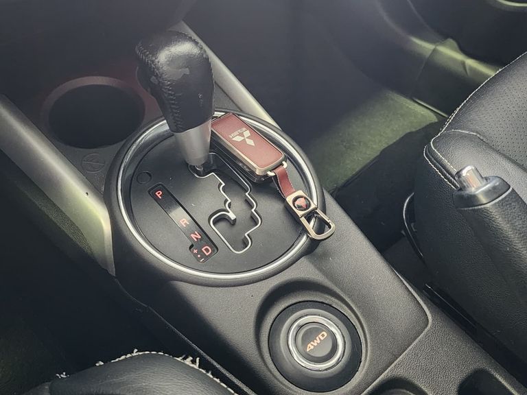 Mitsubishi ASX 2.0 16V 4x4 160cv Aut.