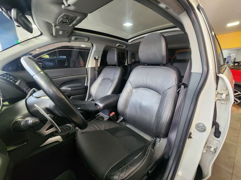 Mitsubishi ASX 2.0 16V 4x4 160cv Aut.