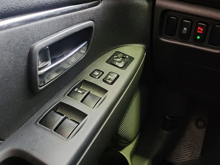 Mitsubishi ASX 2.0 16V 4x4 160cv Aut.