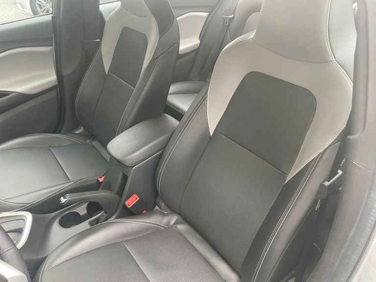 Chevrolet ONIX SED. Plus PREM. 1.0 12V TB Flex Aut