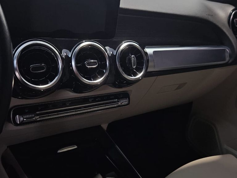 Mercedes GLB 200 Advance 1.3 TB 16V Aut.