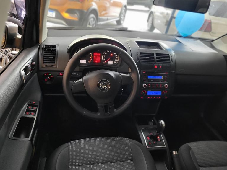 VolksWagen Polo Sedan I MOTION  1.6 Total Flex  4p