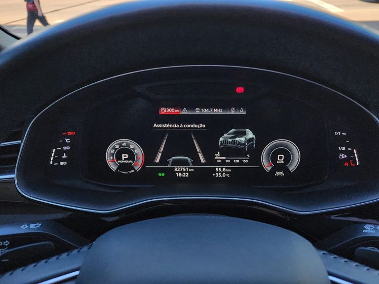 Audi Q8 Perf.Black 3.0 TFSI Quat. S-tr/(Híb.)