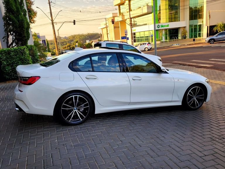 BMW 320iA 2.0 TB M Sport A.Flex/M.Sport 4p