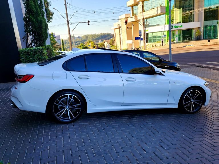 BMW 320iA 2.0 TB M Sport A.Flex/M.Sport 4p