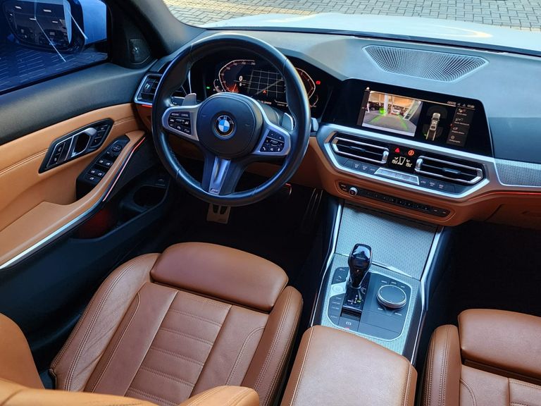 BMW 320iA 2.0 TB M Sport A.Flex/M.Sport 4p