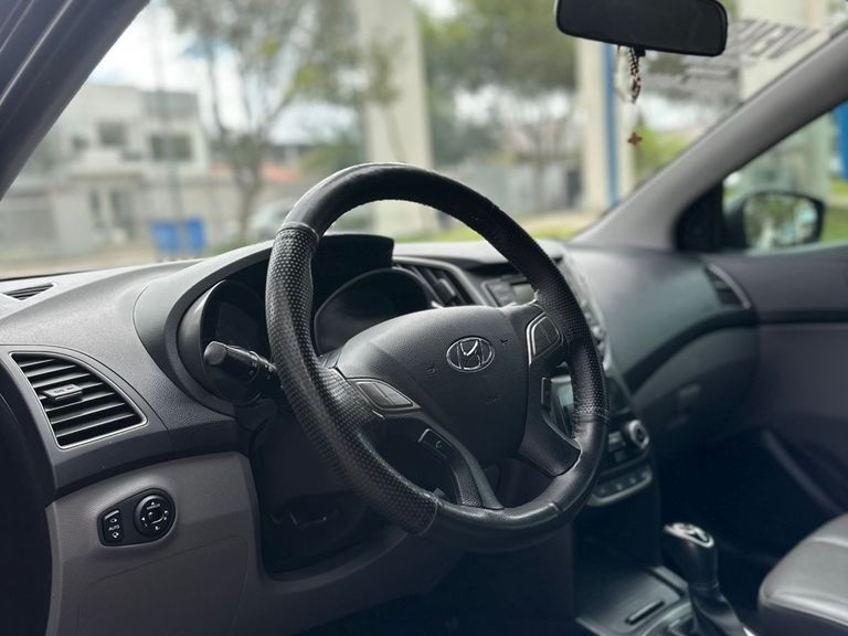 Hyundai HB20S Premium 1.6 Flex 16V Aut. 4p