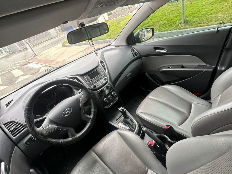 Hyundai HB20S Premium 1.6 Flex 16V Aut. 4p