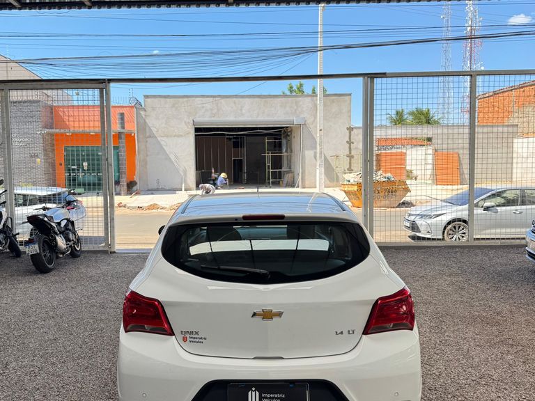 Chevrolet ONIX HATCH LT 1.4 8V FlexPower 5p Mec.