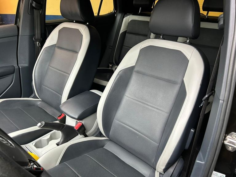 VolksWagen T-Cross Hig. 250 TSI 1.4 Flex 16V 5p Aut