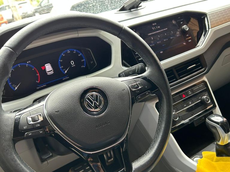 VolksWagen T-Cross Hig. 250 TSI 1.4 Flex 16V 5p Aut