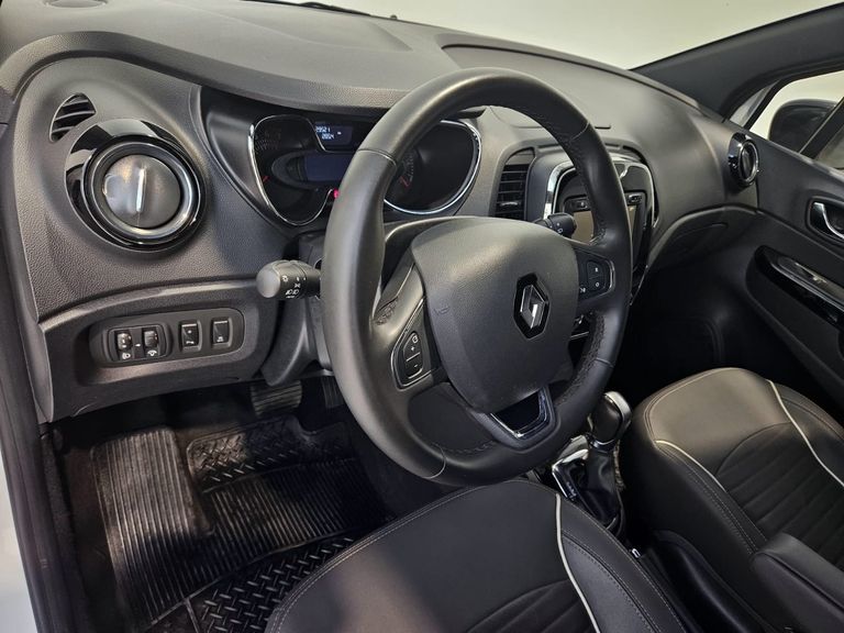 Renault CAPTUR Intense 2.0 16V Flex 5p Aut.