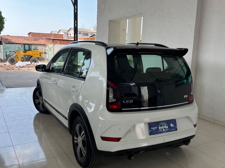 VolksWagen up! cross 1.0 TSI Total Flex 12V 5p