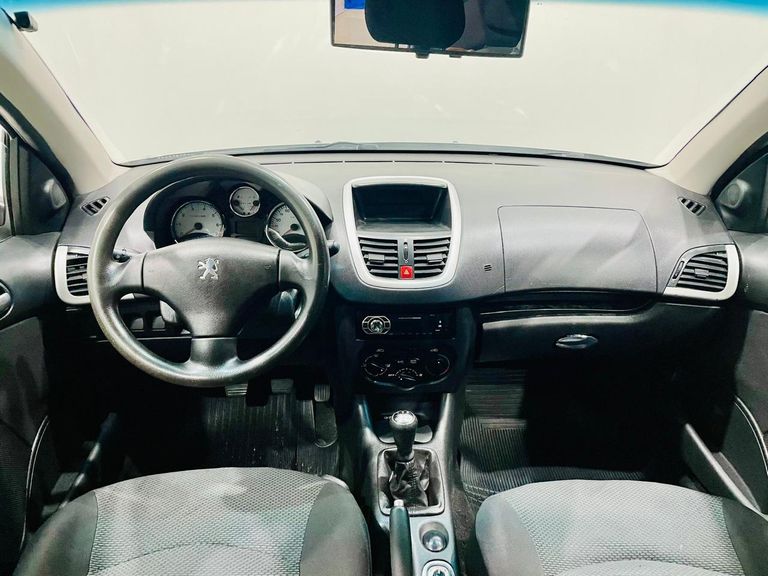 Peugeot 207 XR Sport 1.4 Flex 8V 5p