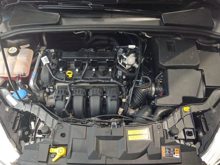 Ford Focus 2.0 16V/SE/SE Plus Flex 5p Aut.
