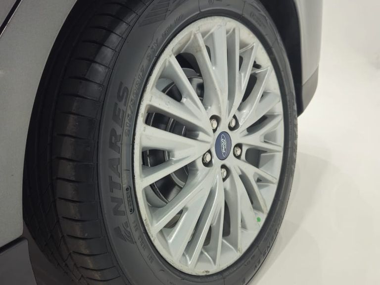 Ford Focus 2.0 16V/SE/SE Plus Flex 5p Aut.