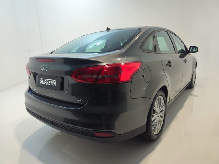Ford Focus 2.0 16V/SE/SE Plus Flex 5p Aut.