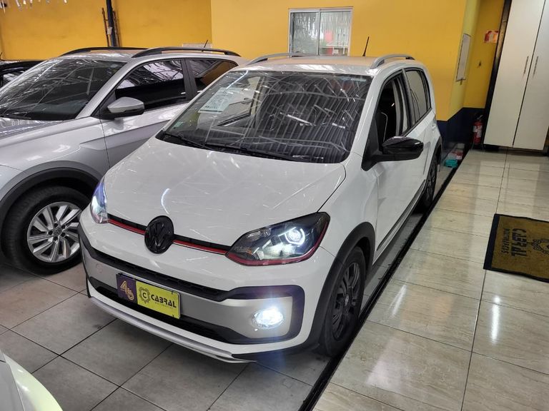 VolksWagen up! cross 1.0 TSI Total Flex 12V 5p