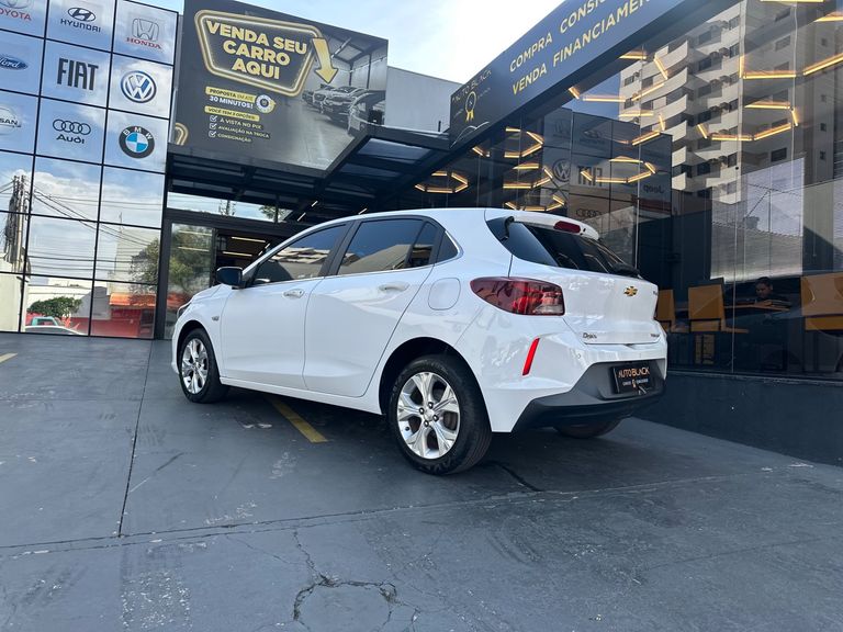 Chevrolet ONIX HATCH PREM. 1.0 12V TB Flex 5p Aut.