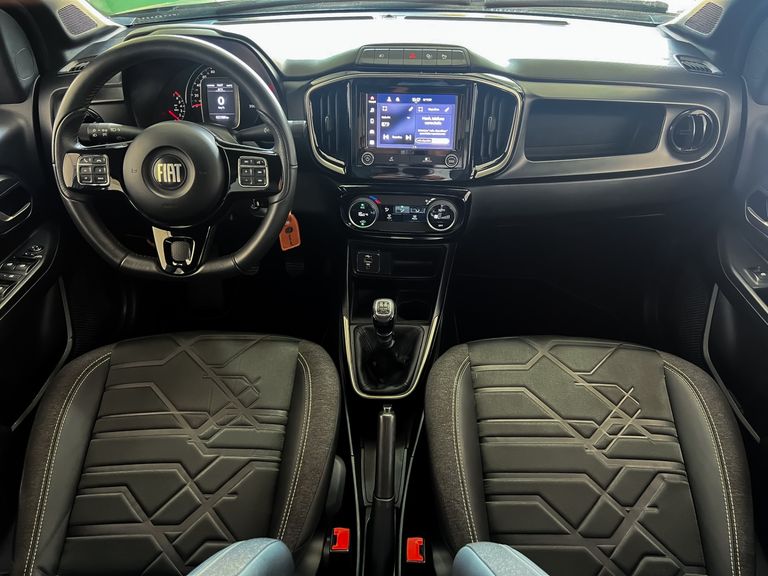 Fiat Strada Volcano 1.3 Flex 8V CD