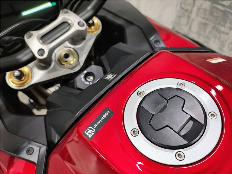 SUZUKI GSX-S 1000 GT