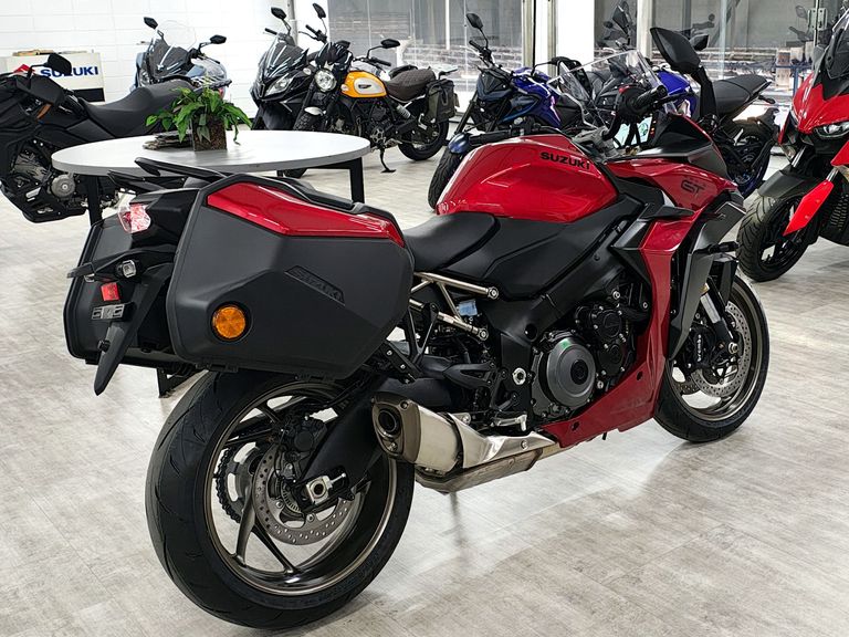 SUZUKI GSX-S 1000 GT
