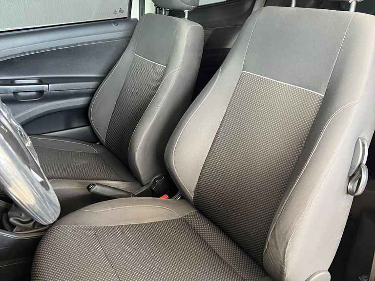 VolksWagen Saveiro Robust 1.6 Total Flex 8V CD