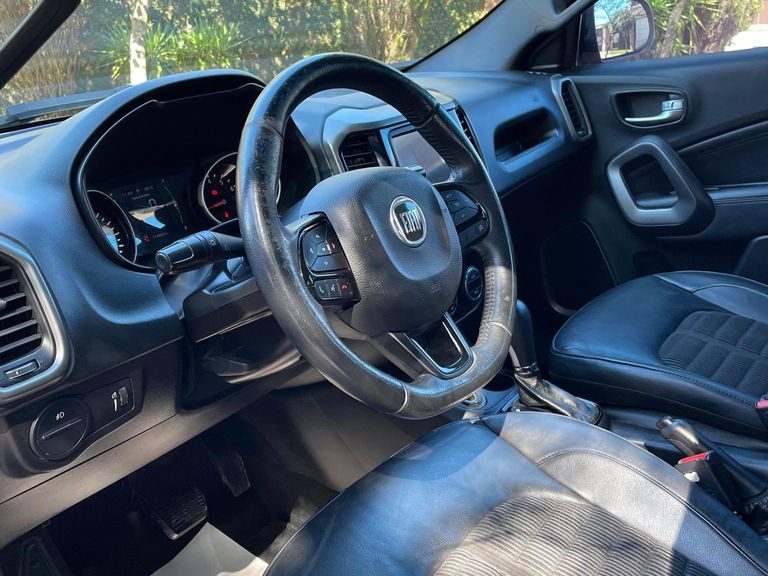 Fiat Toro Freedom 1.8 16V Flex Aut.