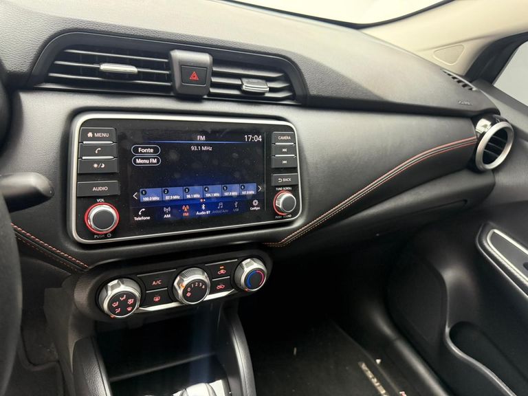 Nissan VERSA SR 1.6 16V Flex Aut.