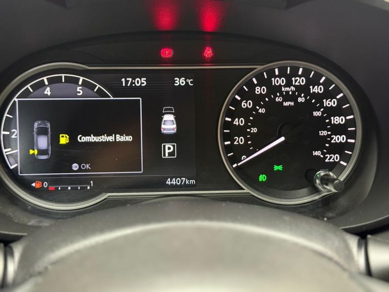 Nissan VERSA SR 1.6 16V Flex Aut.
