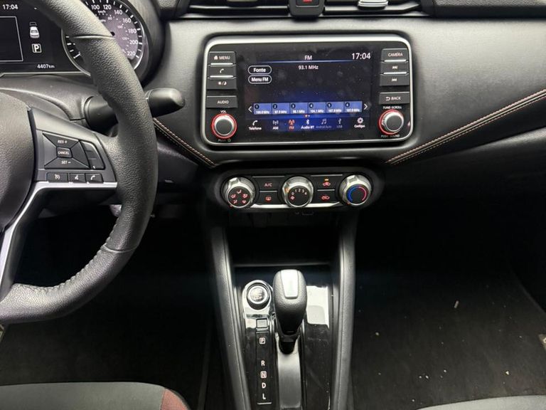 Nissan VERSA SR 1.6 16V Flex Aut.