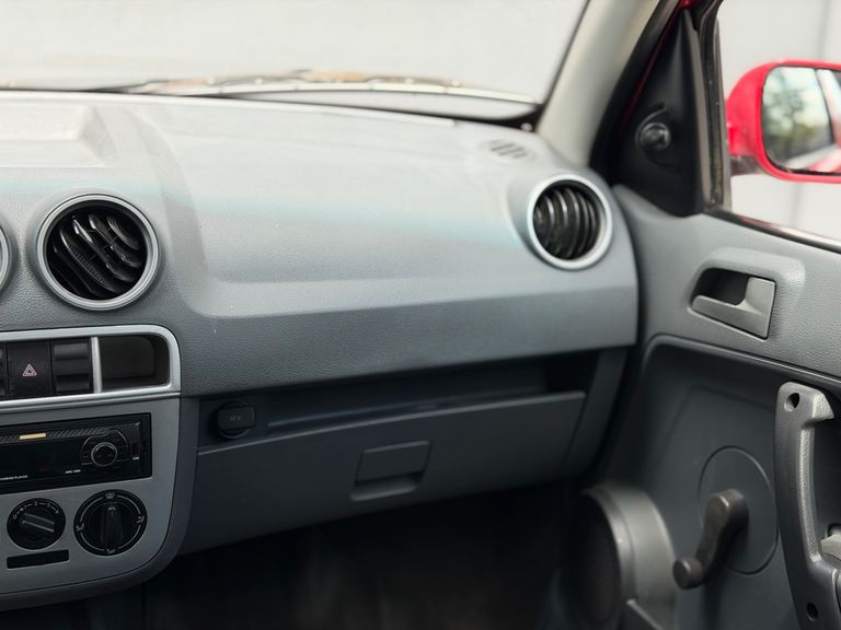 VolksWagen Gol City (Trend) 1.0 Mi Total Flex 8V 2p