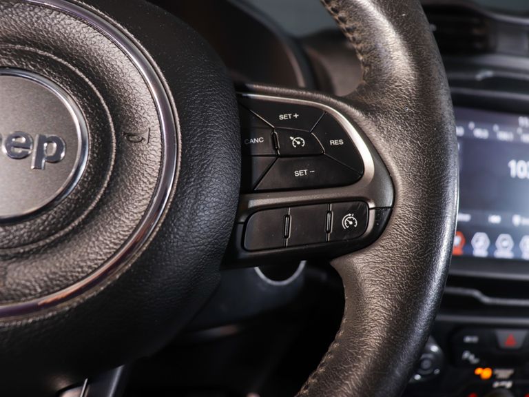 Jeep Renegade Limited 1.8 4x2 Flex 16V Aut.